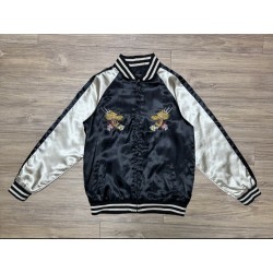 용 자수 스카쟌