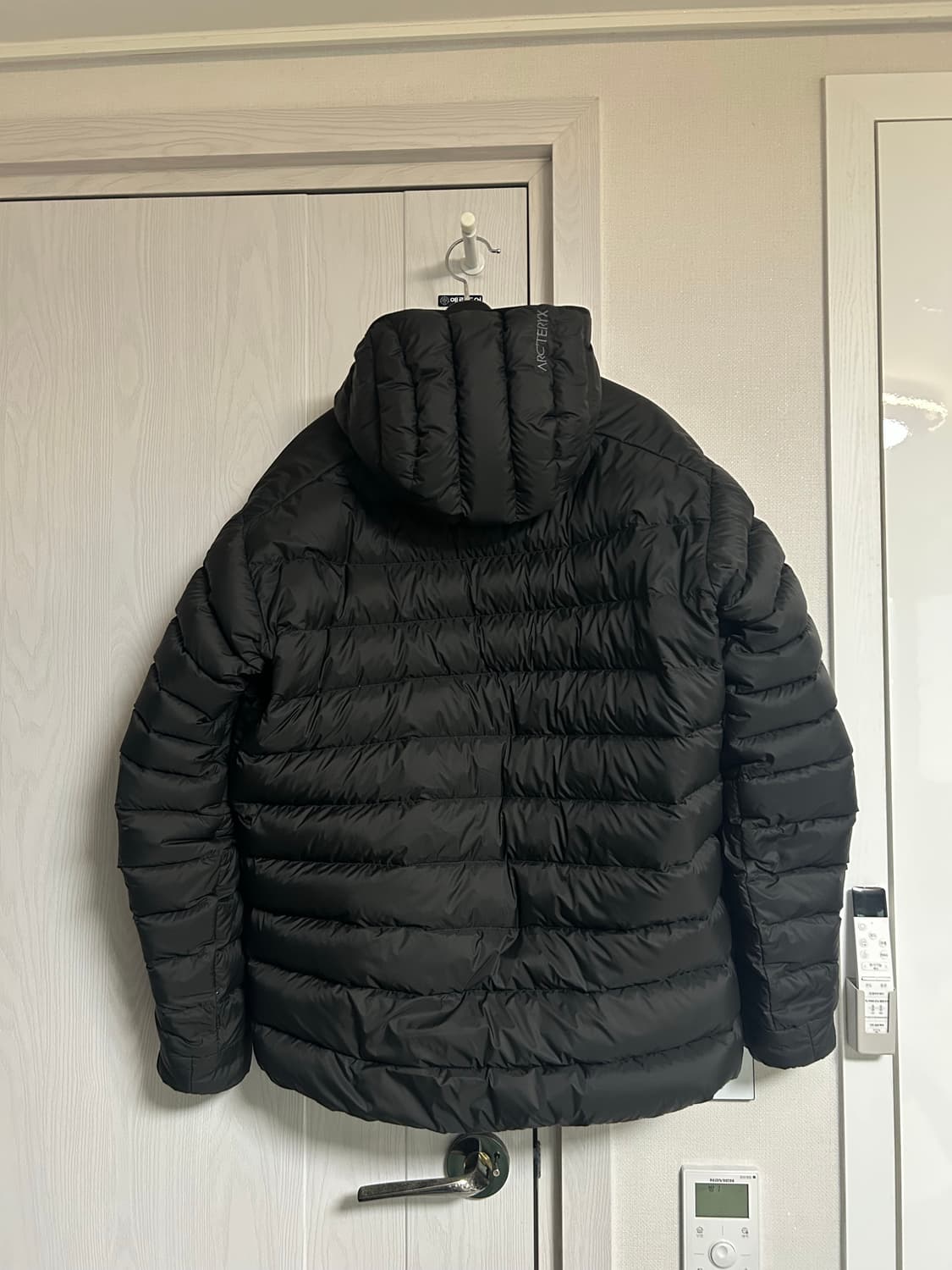 아크테릭스 패딩 L